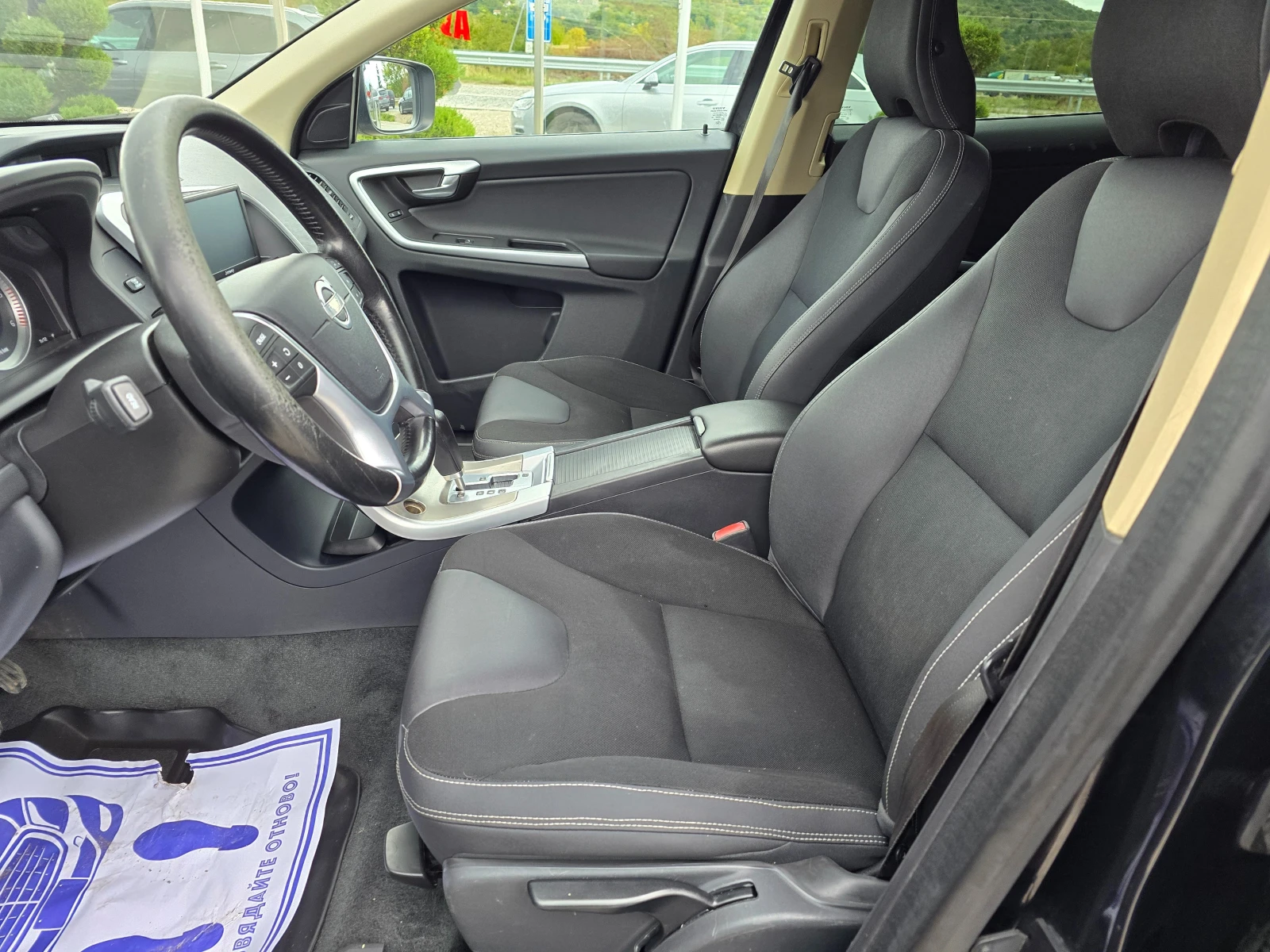 Volvo XC60 2.4 D АВТОМАТИК 205кс - изображение 10