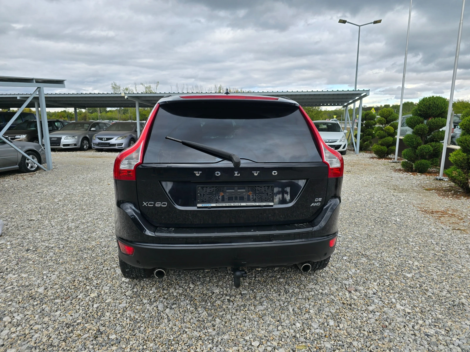 Volvo XC60 2.4 D АВТОМАТИК 205кс - изображение 4