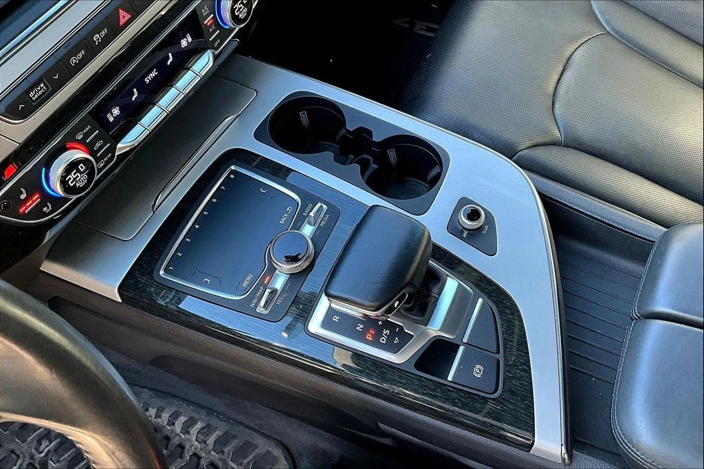 Audi Q7 Technik * CAM* PANO* BOSE* KEYLESS*  | Mobile.bg   12