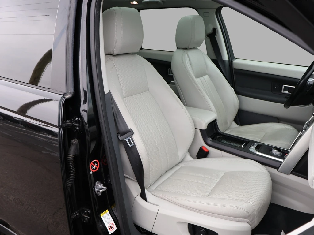 Land Rover Discovery Sport * HSE AWD CERTIFIED * ACCIDENT FREE* LAND ROVER MA | Mobile.bg � ����������� 17