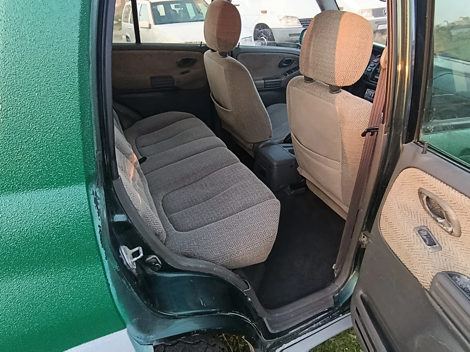 Suzuki Grand vitara, снимка 6 - Автомобили и джипове - 53777806