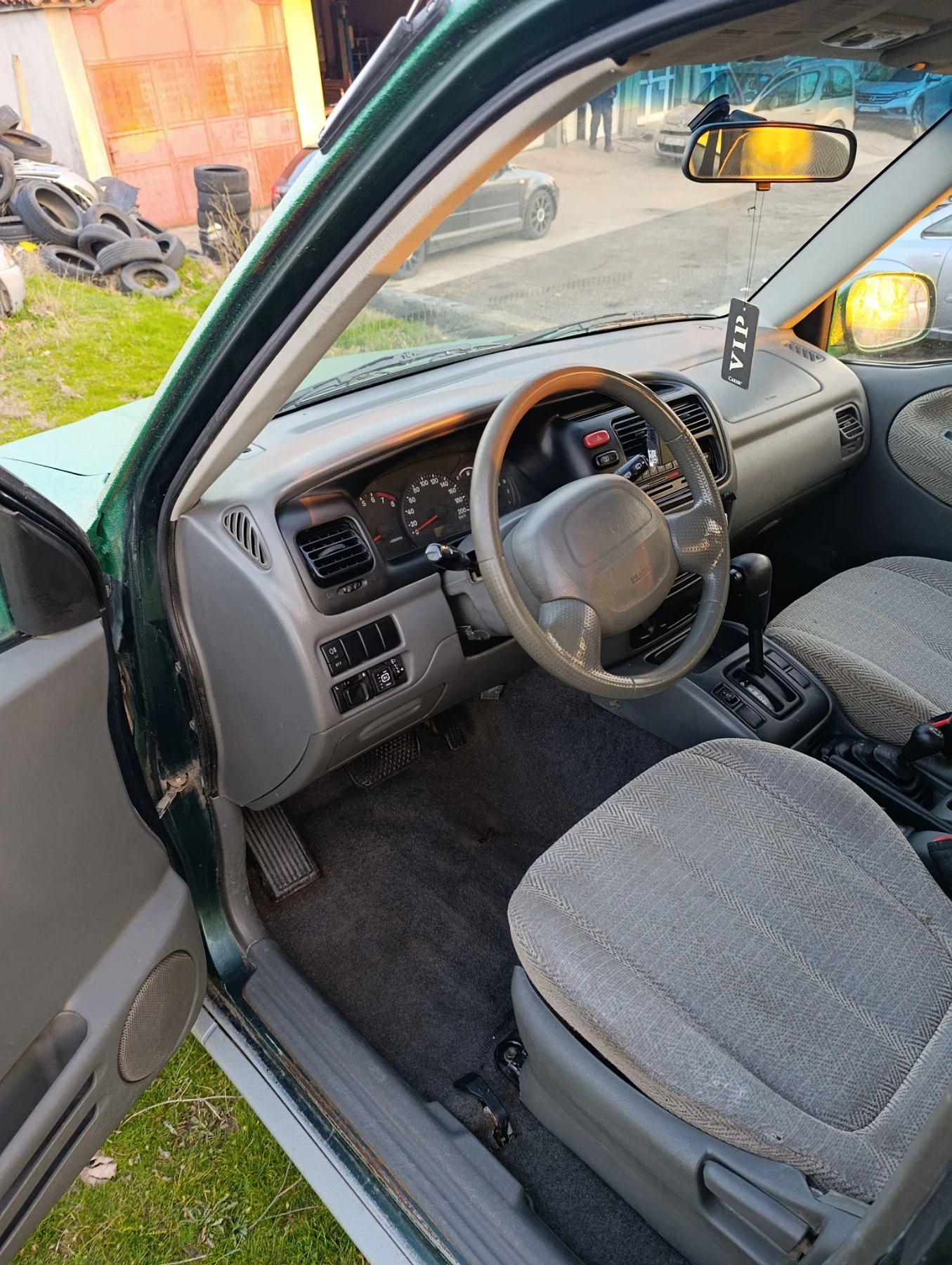 Suzuki Grand vitara, снимка 11 - Автомобили и джипове - 53777806