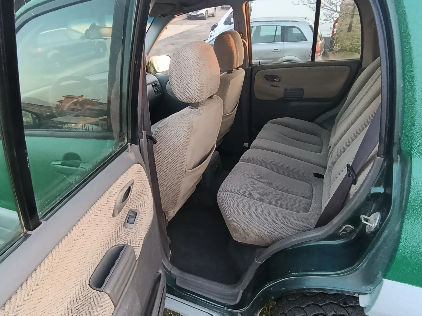 Suzuki Grand vitara, снимка 8 - Автомобили и джипове - 53777806