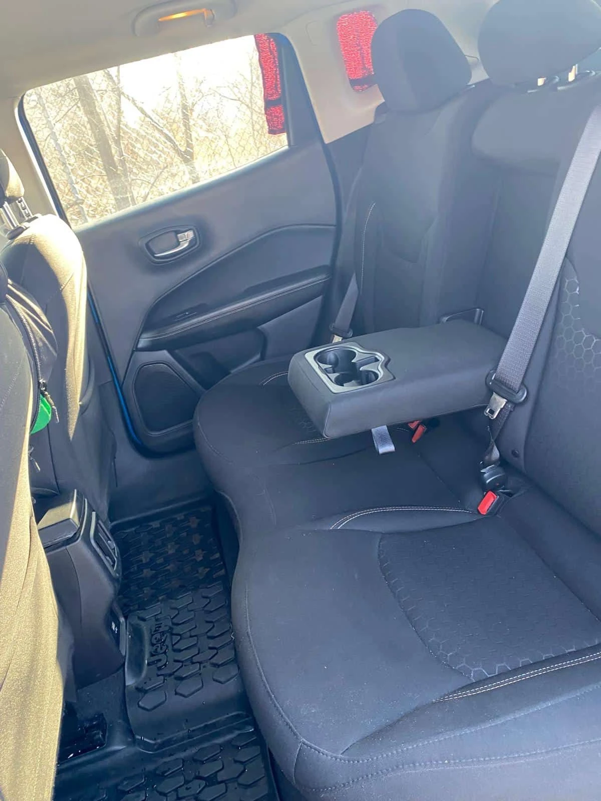 Jeep Compass * Sport * CARFAX * 2 КЛЮЧА * KEYLESS * ПОДГРЕВИ, снимка 16 - Автомобили и джипове - 54192570