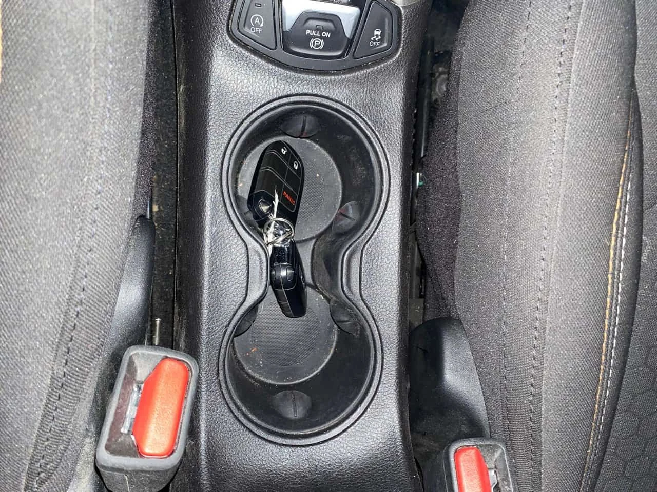 Jeep Compass * Sport * CARFAX * 2 КЛЮЧА * KEYLESS * ПОДГРЕВИ, снимка 15 - Автомобили и джипове - 54192570