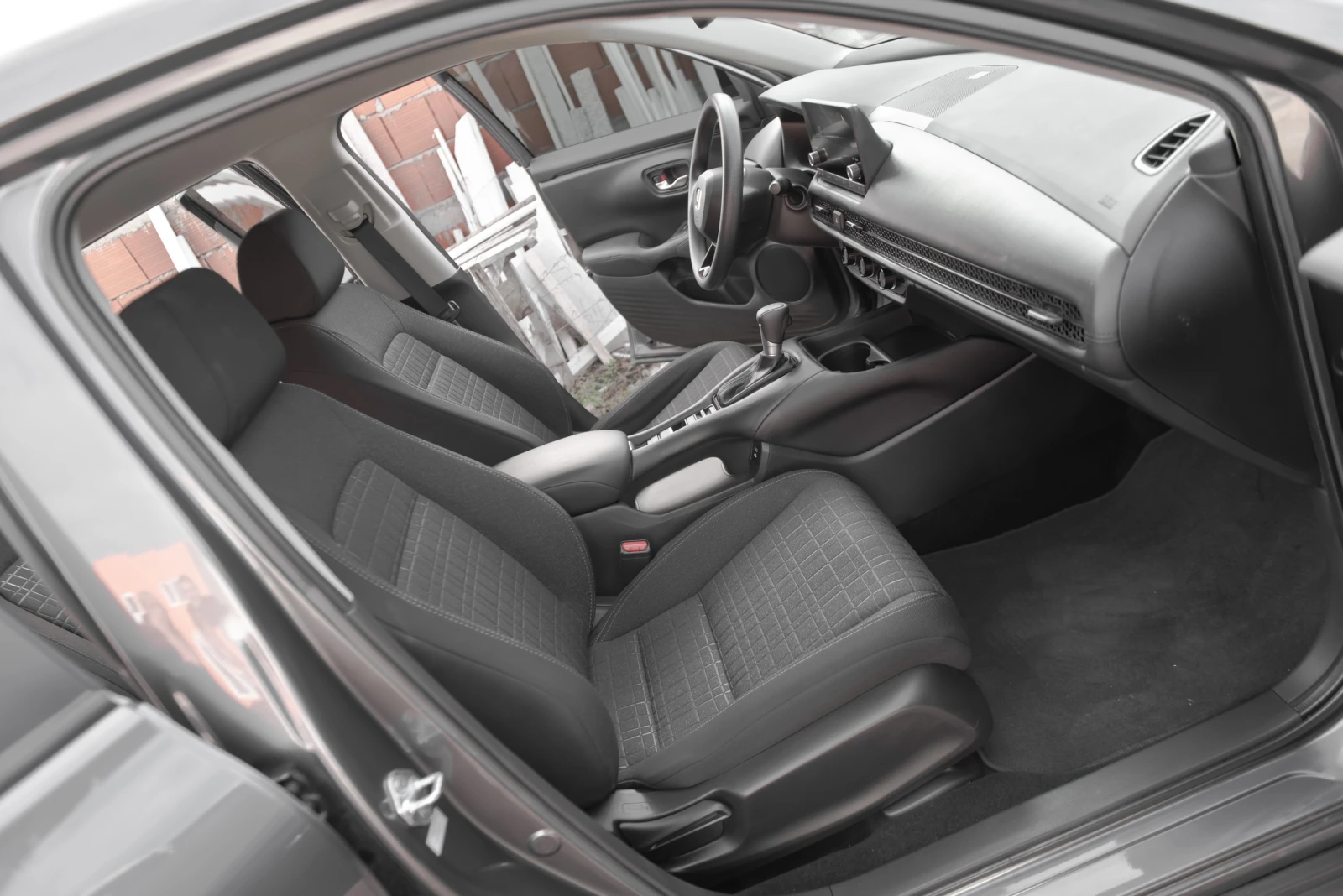 Honda Hr-v Гаранция, снимка 11 - Автомобили и джипове - 54915283