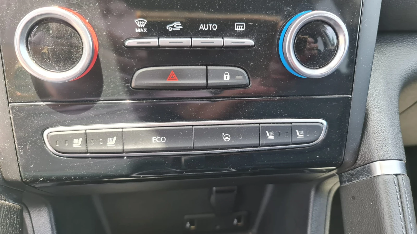 Renault Koleos QM6 2.0 LPI, снимка 14 - Автомобили и джипове - 54918401