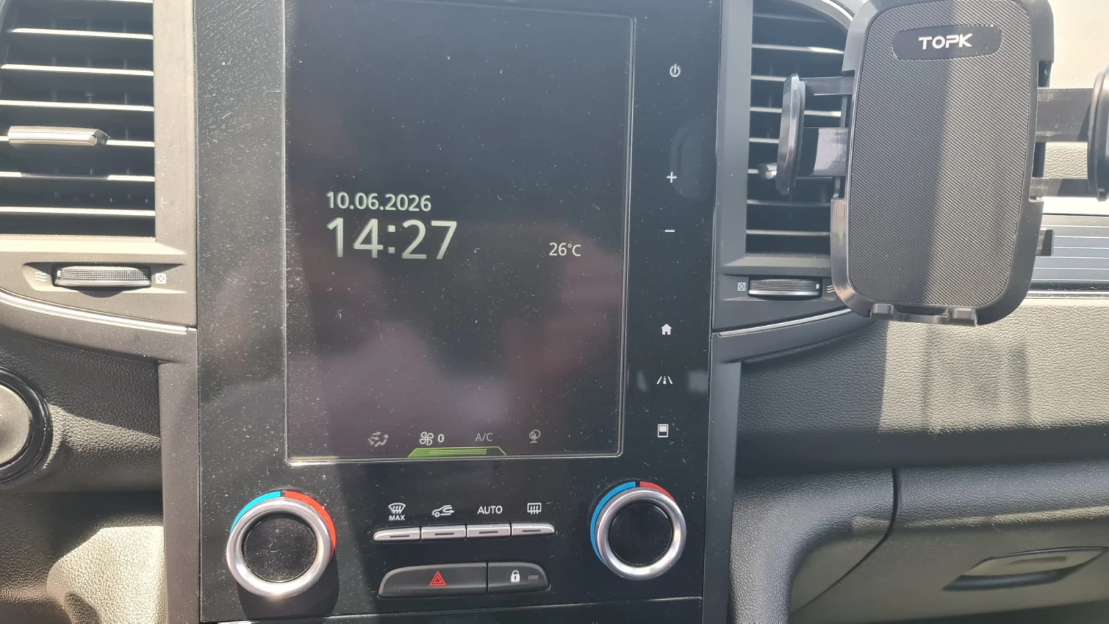 Renault Koleos QM6 2.0 LPI, снимка 15 - Автомобили и джипове - 54918401