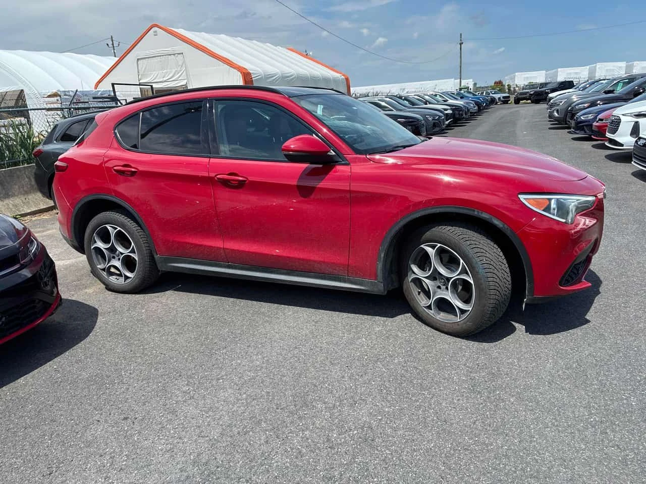 Alfa Romeo Stelvio Sport/CARFAX/ПОДГРЕВ/ПАНО/КЛИП/ФИНАНСИРАНЕ, снимка 4 - Автомобили и джипове - 54957198