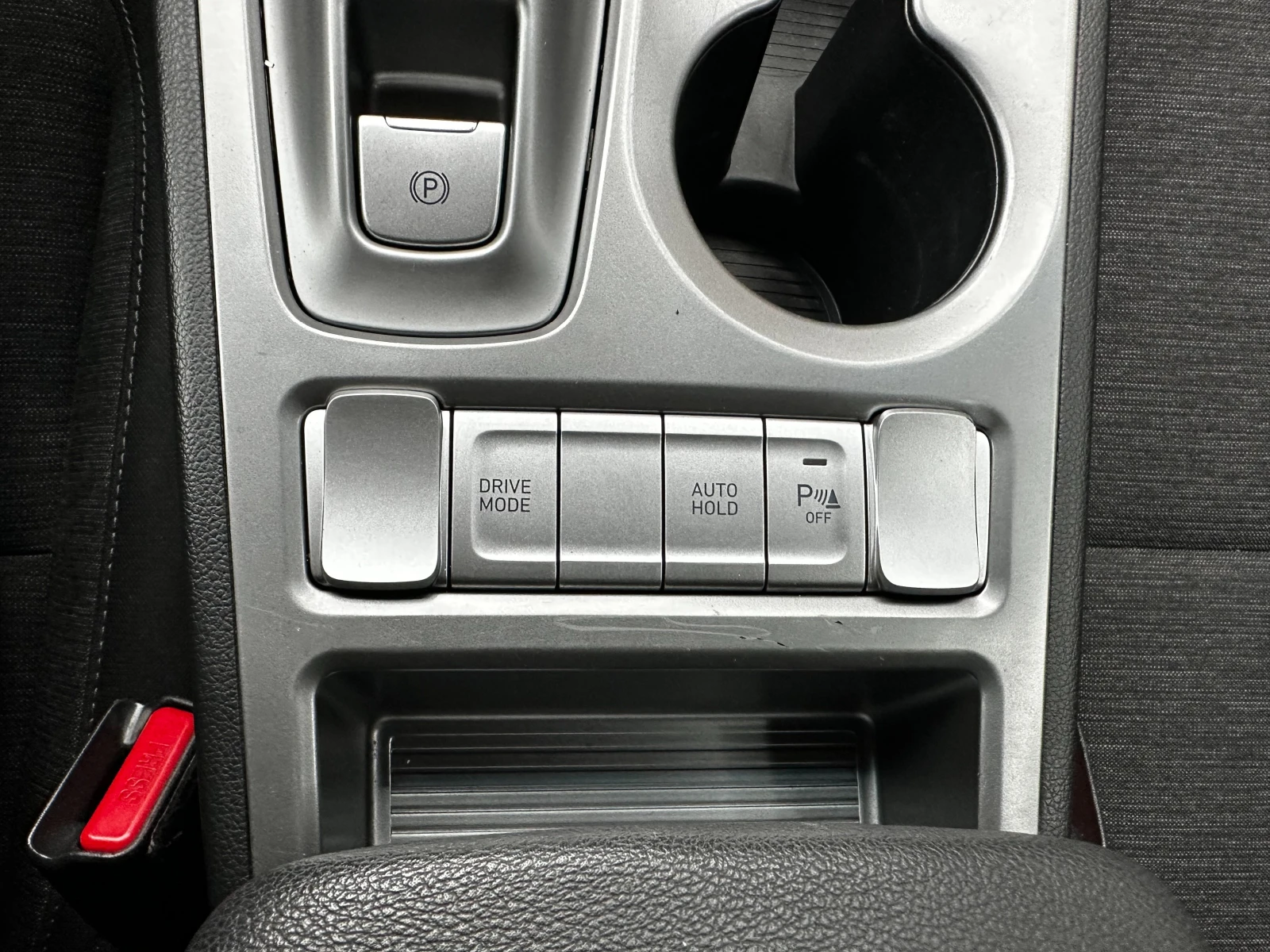 Hyundai Kona 64kw/204hp/Business  | Mobile.bg � ����������� 12