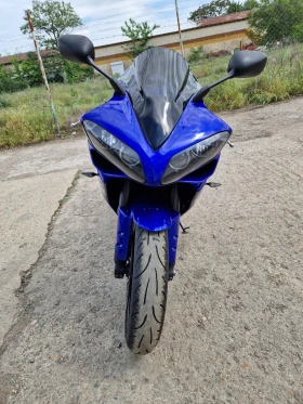  Yamaha YZF-R1