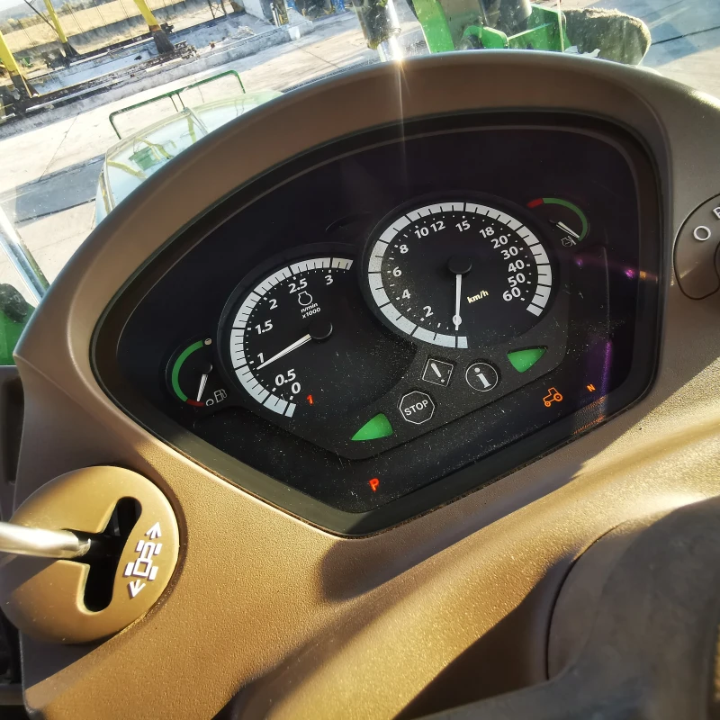 Трактор John Deere 6140R лизиг с 20%първоначална вноска лихва 3.3 %, снимка 16 - Селскостопанска техника - 45582314