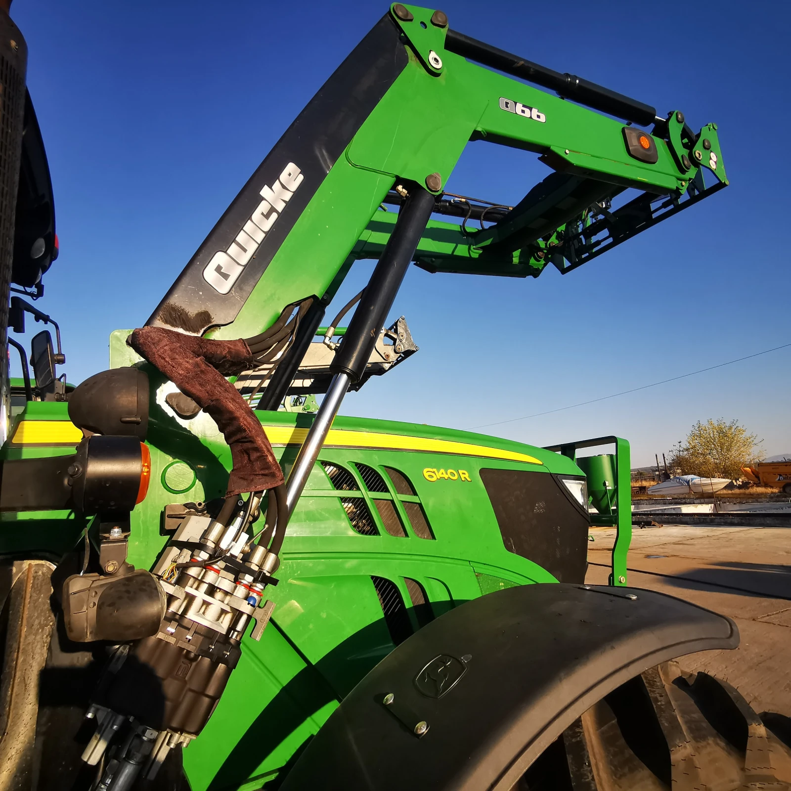 Трактор John Deere 6140R лизиг с 20%първоначална вноска лихва 3.3 % - изображение 4