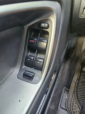 Subaru Legacy 2.5i LPG, снимка 10