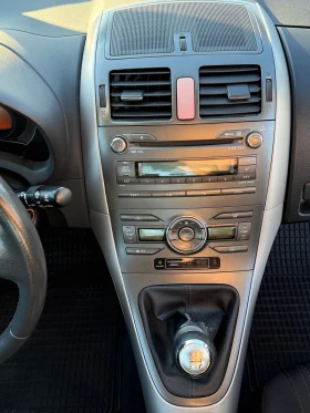 Toyota Auris 1.4 VTT-i, снимка 10
