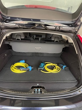 Volvo V60  2.4D Plug in hybrid 4x4 Отличен, снимка 9 - Автомобили и джипове - 43300435