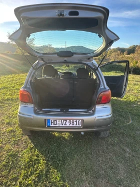 Toyota Yaris 1.3 vvti, снимка 8