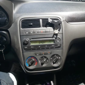 Fiat Punto - 2500 € / 4889.57 лв. - 27826225 13