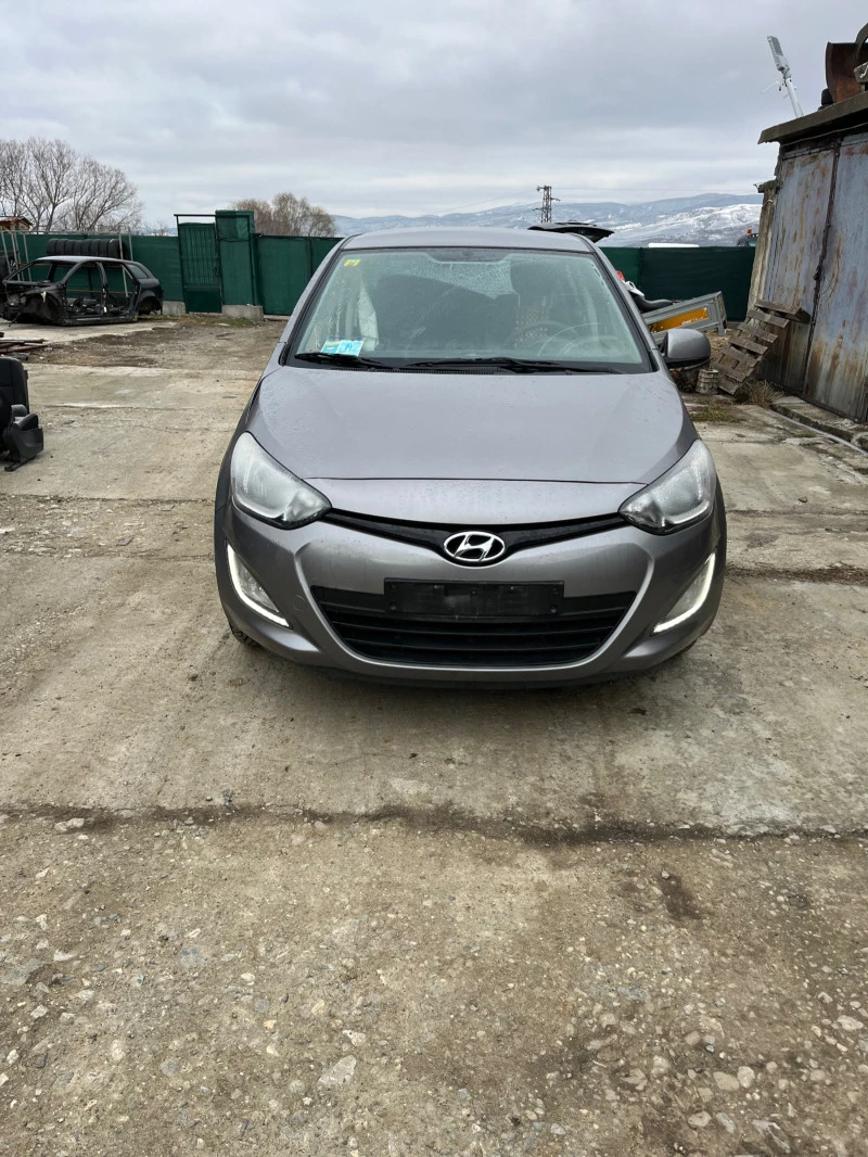 Hyundai I20 D3FA, снимка 1 - Автомобили и джипове - 47047113