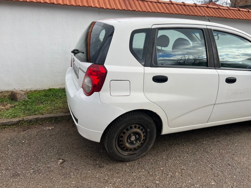 Chevrolet Aveo 1.4, снимка 2 - Автомобили и джипове - 43884341