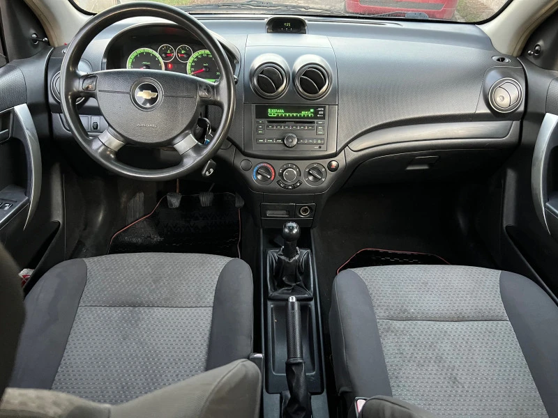 Chevrolet Aveo 1.4, снимка 4 - Автомобили и джипове - 43884341