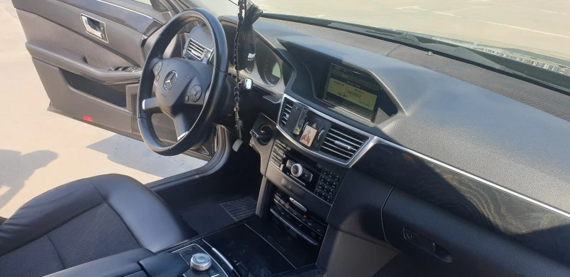 Mercedes-Benz E 350, снимка 10 - Автомобили и джипове - 46566933