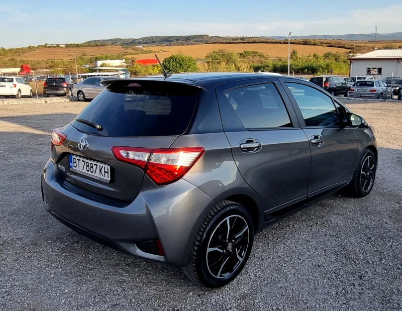 Toyota Yaris 1.5 i, снимка 4 - Автомобили и джипове - 47355673