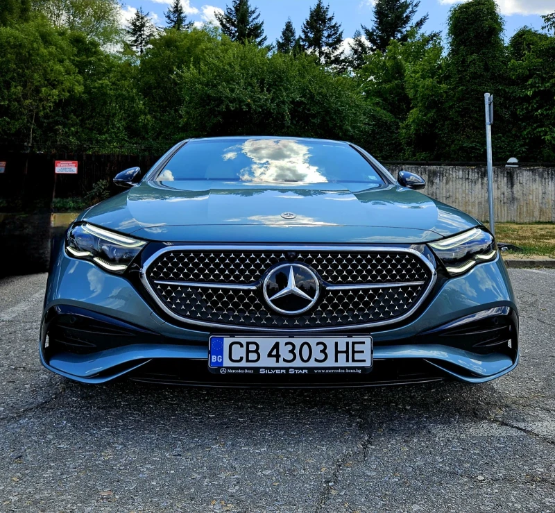 Mercedes-Benz E 220 4M AMG line, снимка 2 - Автомобили и джипове - 47984918