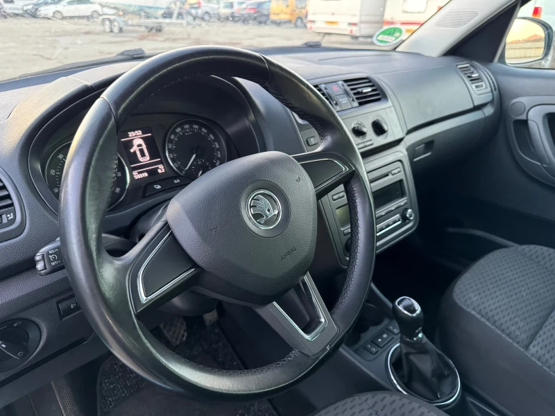 Skoda Roomster 1.2 TSI, снимка 8 - Автомобили и джипове - 48390856