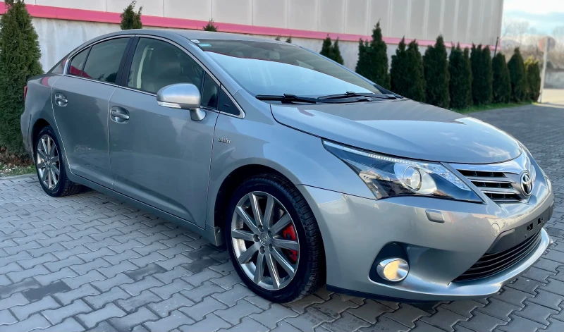 Toyota Avensis 2.2 177 к.с, снимка 3 - Автомобили и джипове - 49093041