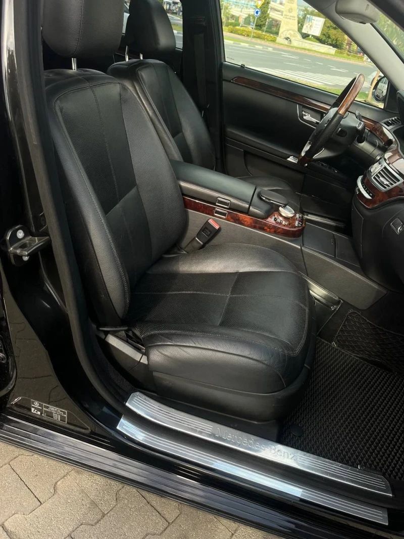 Mercedes-Benz S 320, снимка 12 - Автомобили и джипове - 52321852