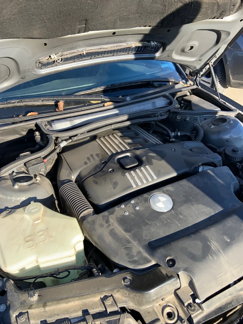 BMW 320, снимка 12 - Автомобили и джипове - 52650117