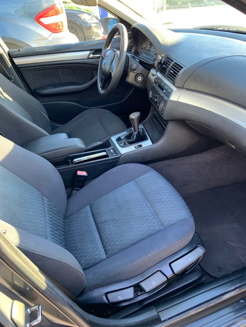 BMW 320, снимка 9 - Автомобили и джипове - 52650117