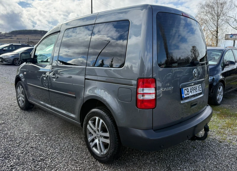 VW Caddy 2.0i* ПЪЛНА СЕРВИЗНА ИСТОРИЯ В VW* , снимка 4 - Автомобили и джипове - 52514273