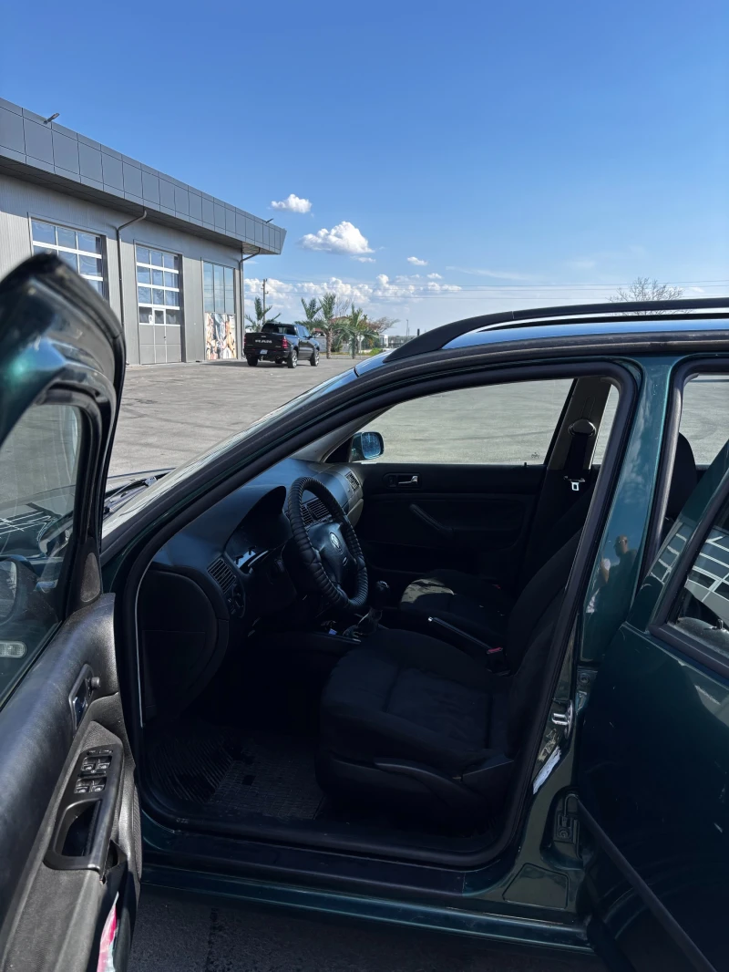 VW Golf 4, снимка 5 - Автомобили и джипове - 52916359