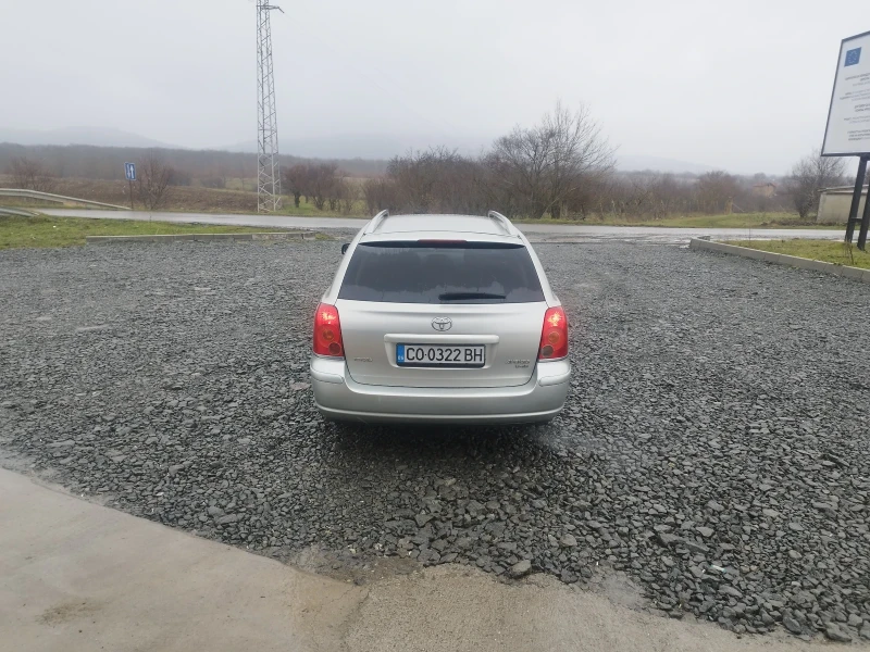 Toyota Avensis, снимка 3 - Автомобили и джипове - 53405217