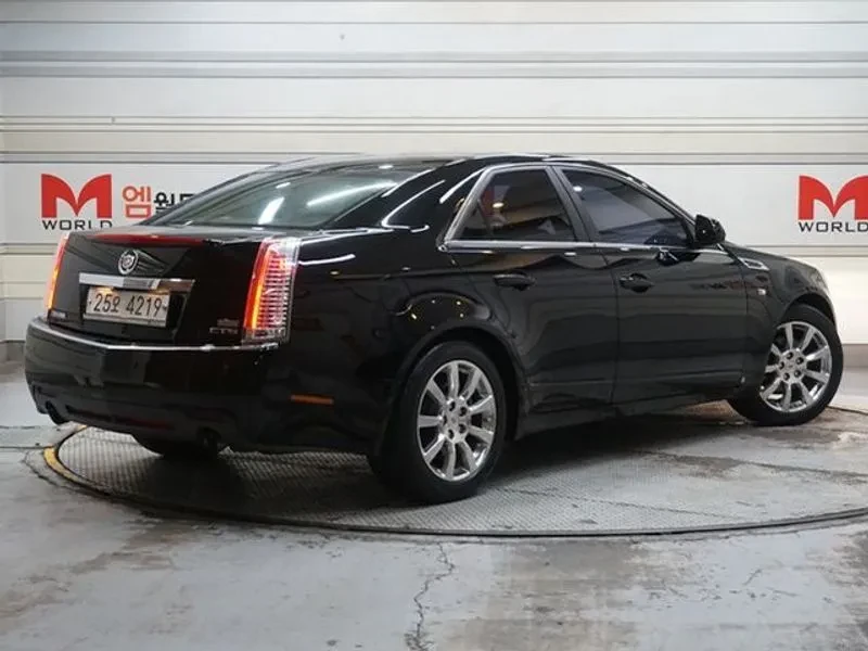 Cadillac Cts 3.6 AWD, снимка 4 - Автомобили и джипове - 54462367