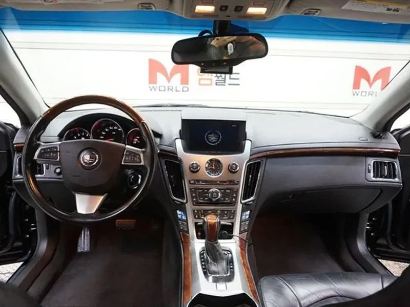 Cadillac Cts 3.6 AWD, снимка 8 - Автомобили и джипове - 54462367