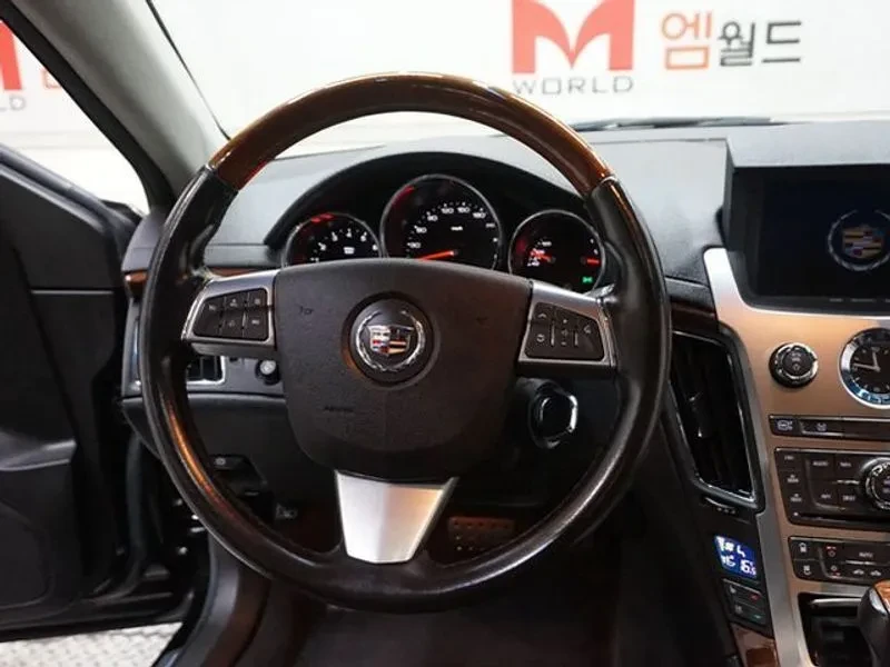 Cadillac Cts 3.6 AWD, снимка 13 - Автомобили и джипове - 54462367