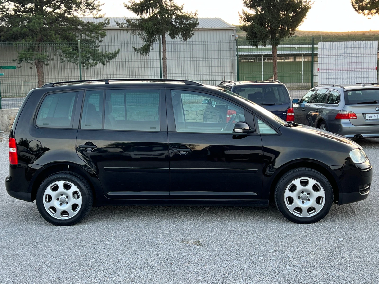 VW Touran 1.6 - изображение 6