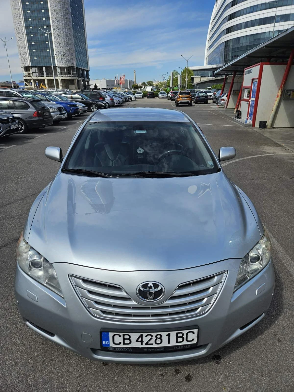 Toyota Camry 2.4-VVT-i-167 к.с - изображение 8