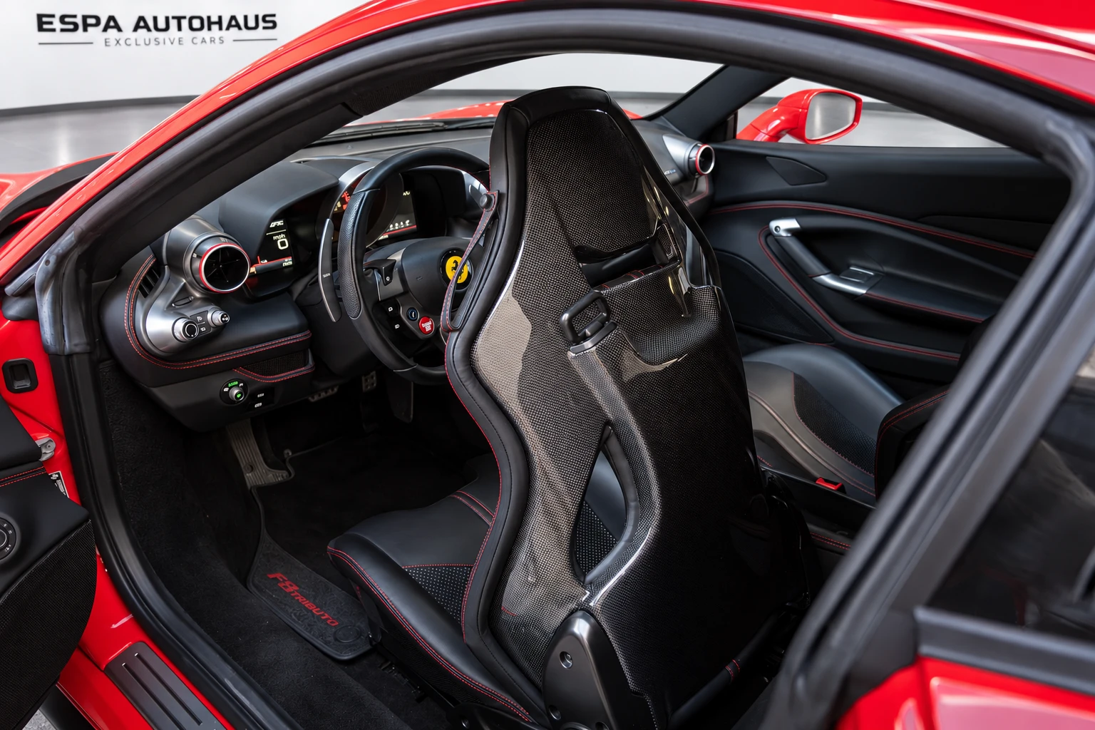 Ferrari F8 ������� Tributo F8 �������� DCT LIFT  | Mobile.bg � ����������� 11
