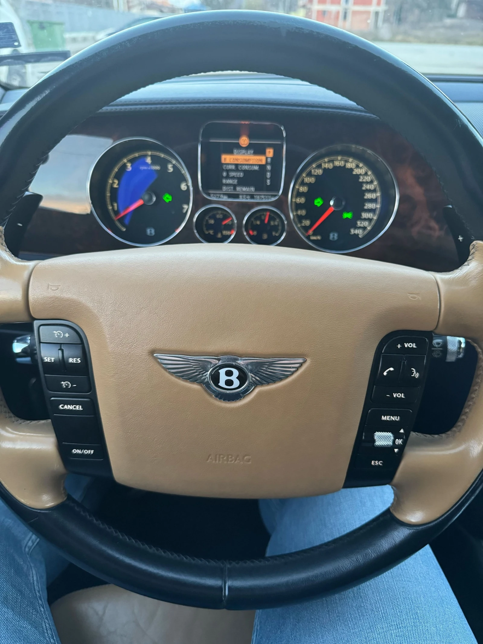 Bentley Flying Spur TOP - изображение 3