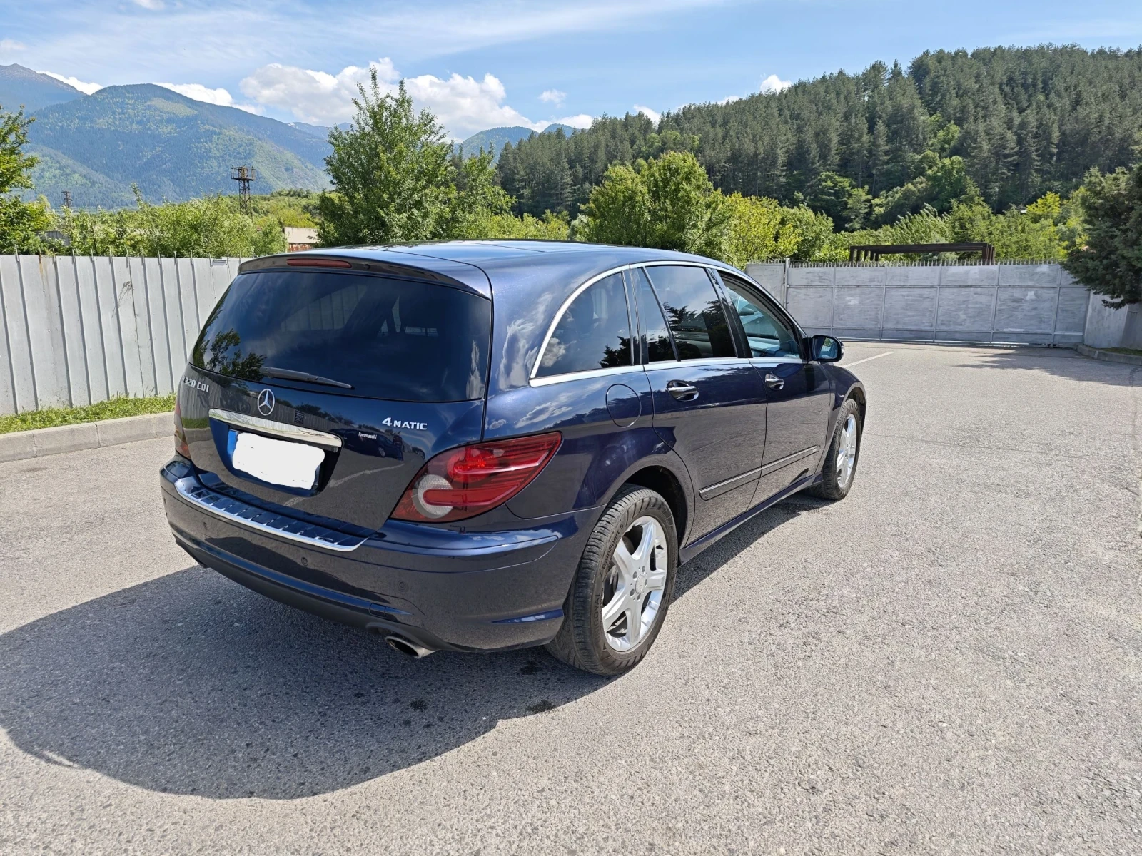 Mercedes-Benz R 320 6+ 1, AMG пакет - изображение 4