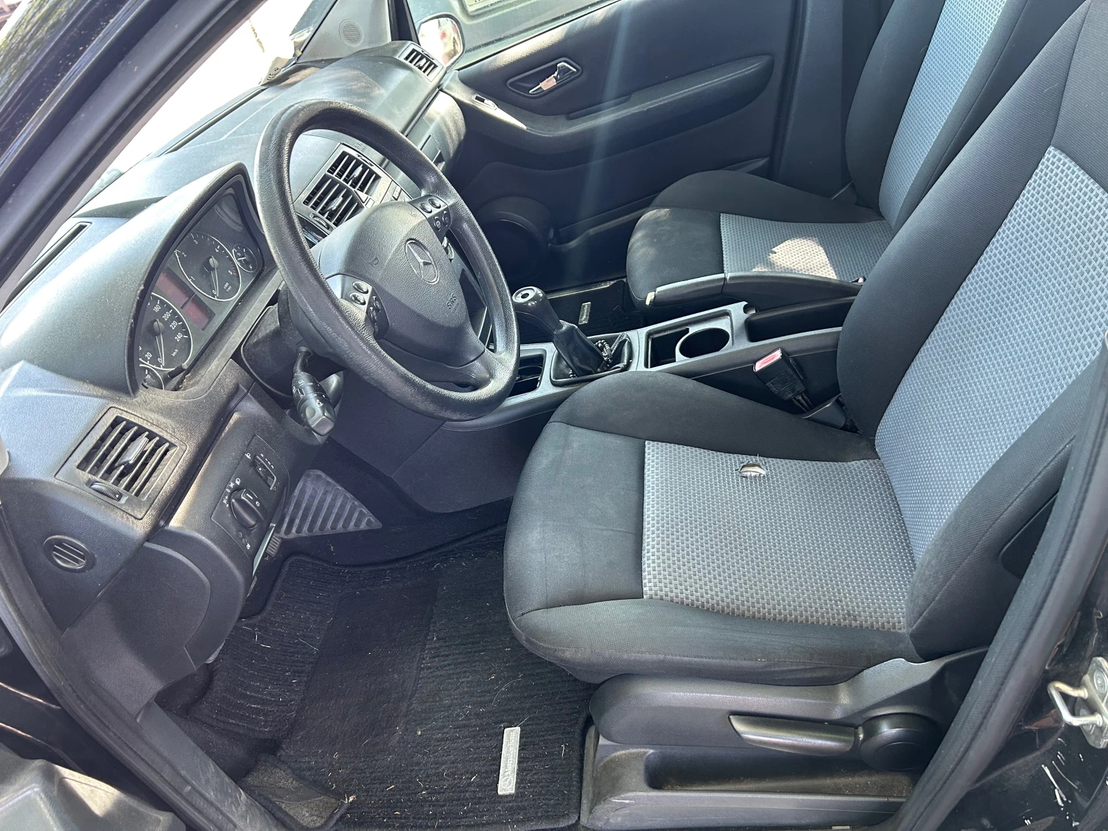 Mercedes-Benz A 180 2.0.6.ск. - изображение 9
