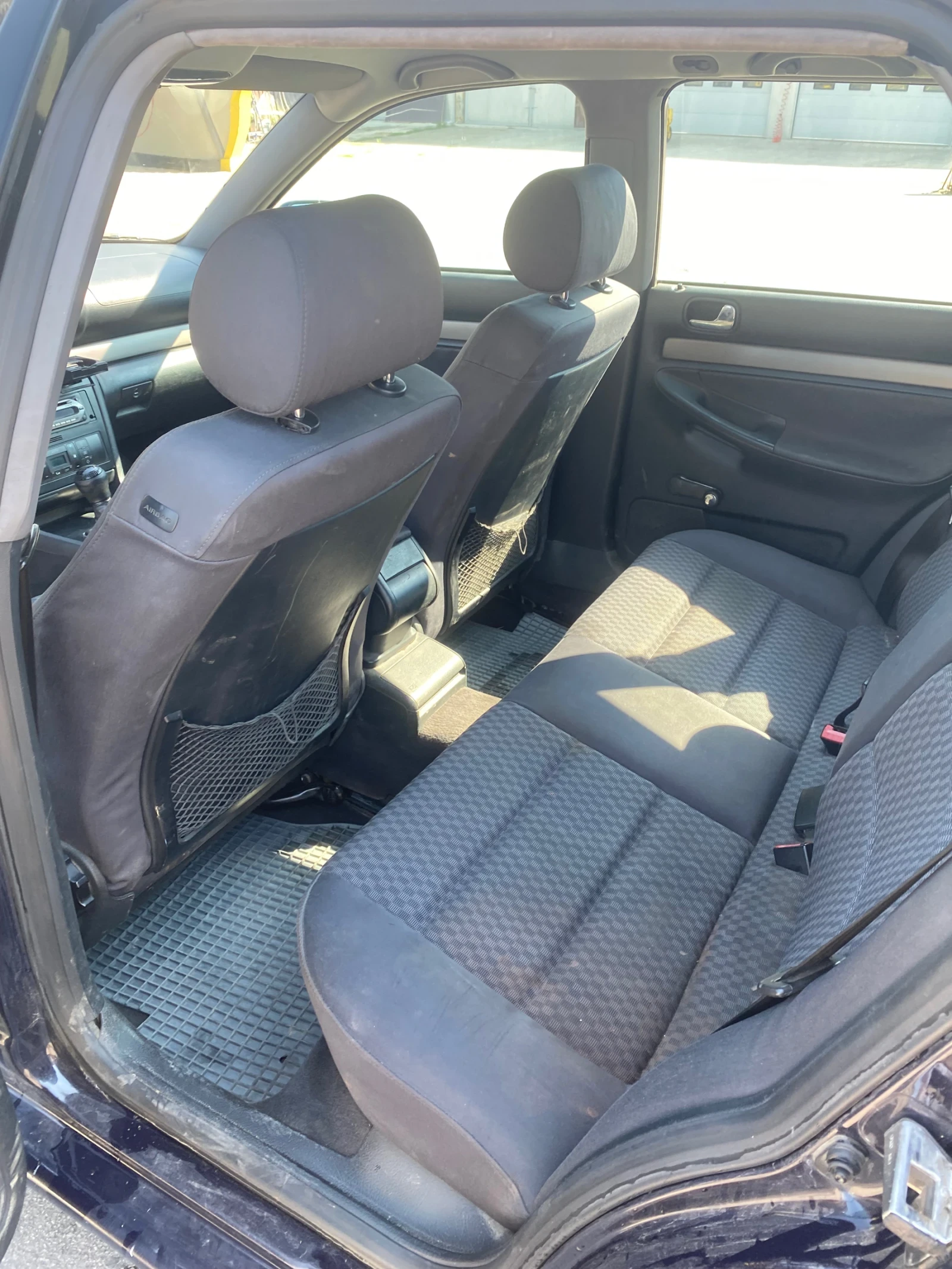 Audi A4 1.9 - изображение 7