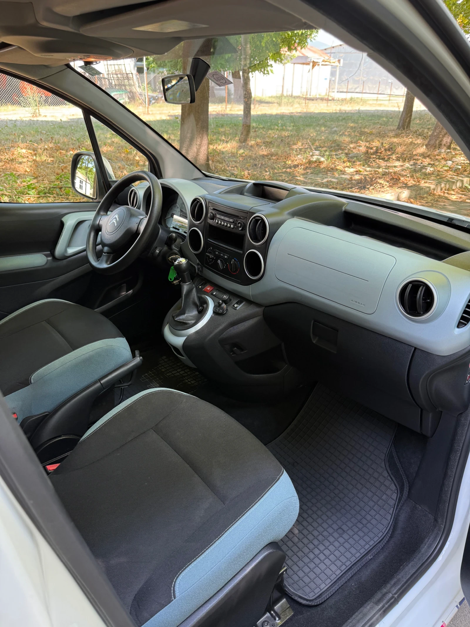 Citroen Berlingo 1.6ehdi Facelift - изображение 10