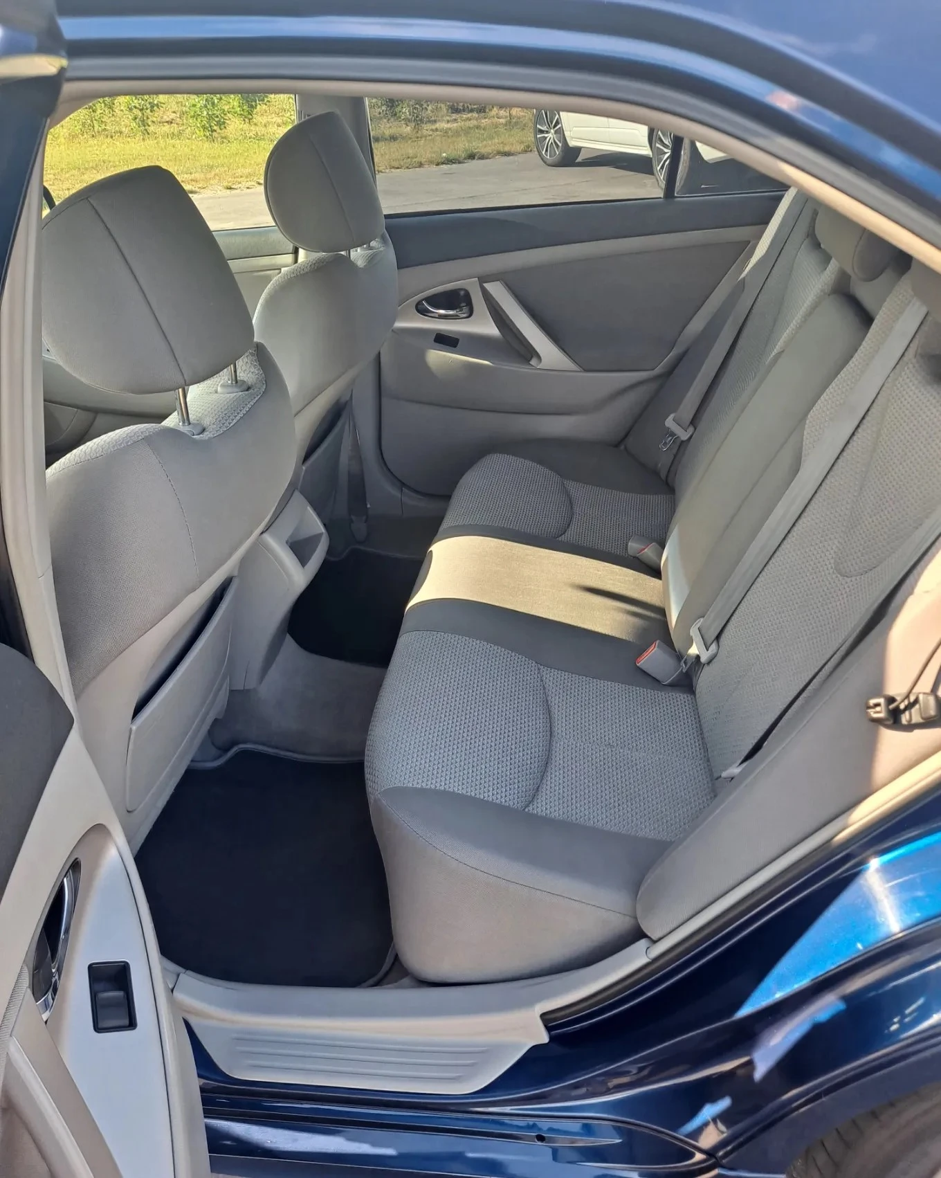 Toyota Camry 3.5 V6 - изображение 9