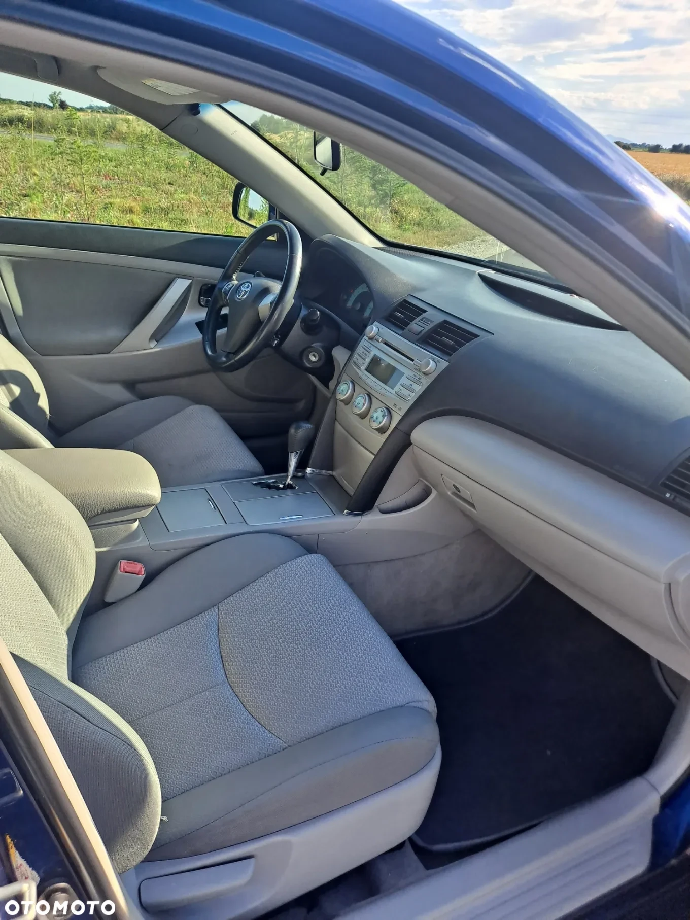 Toyota Camry 3.5 V6 - изображение 8