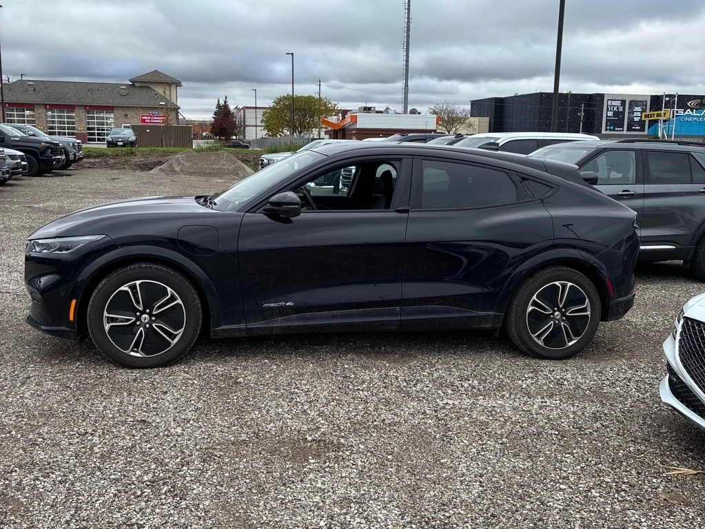 Ford Mustang Mach-E * Premium * CARFAX *    | Mobile.bg   3